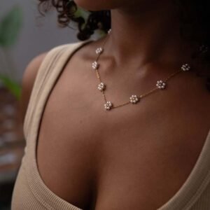Fleur Pearl Necklace