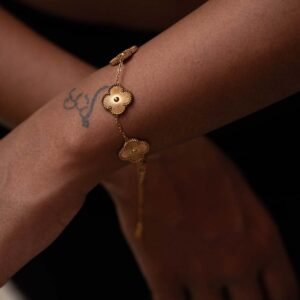 The Clove Bloom Bracelet
